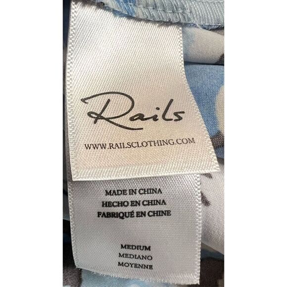 Rails Lisa Top in Blue Zinnia Button Up NWT Size Medium - Picture 8 of 9